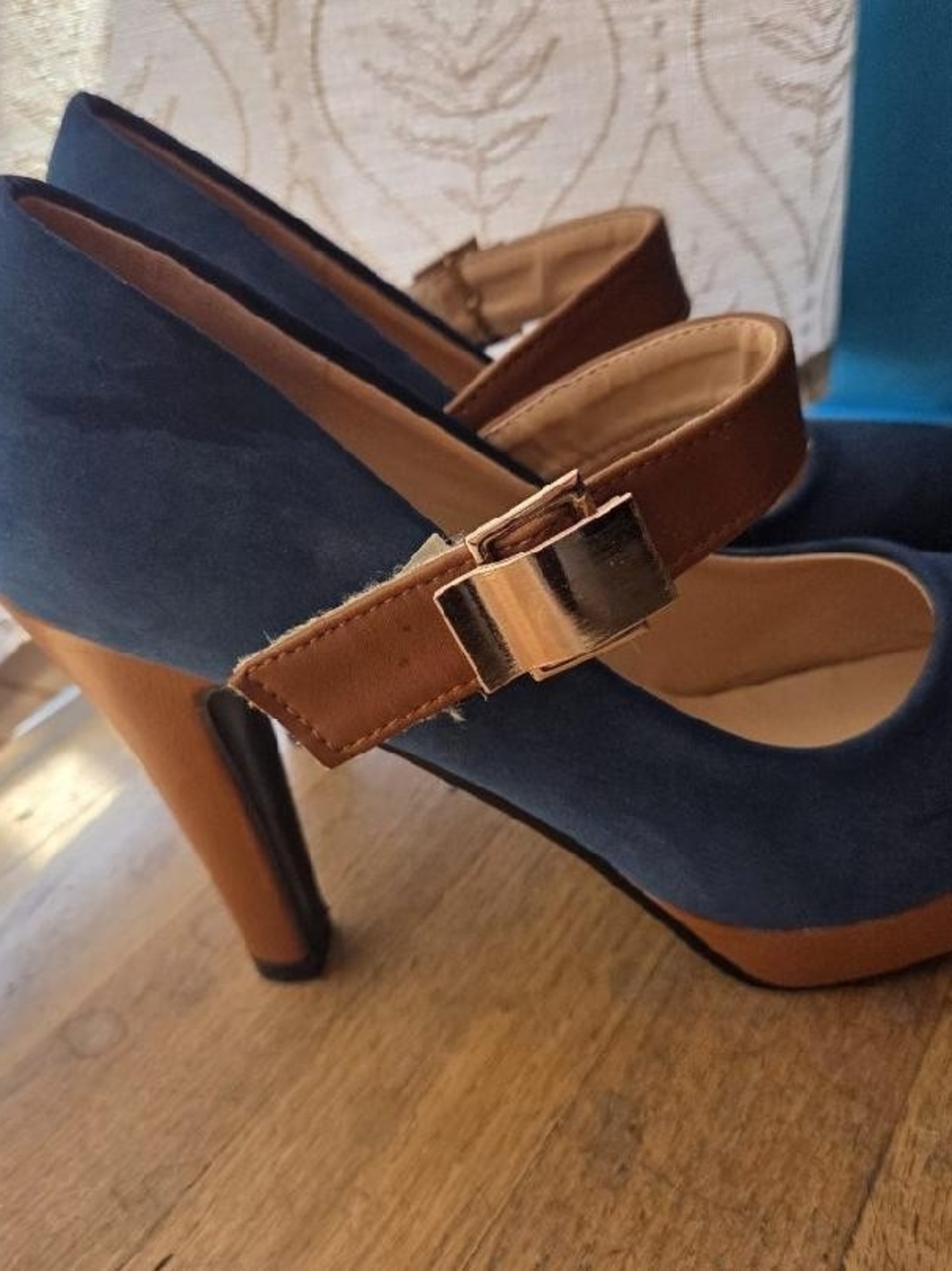 Classic Navy Mary Jane Platform Heels with Brown Strap - Picture 2 of 6